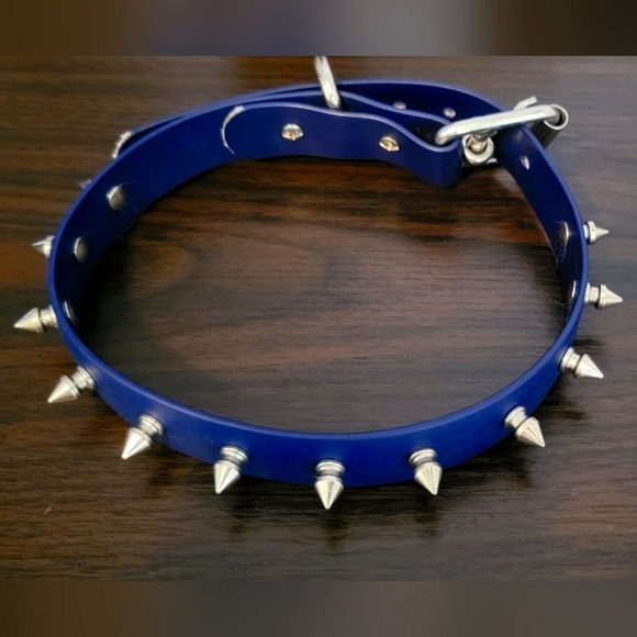 Spiked leather dog collar BNWT - Picture 3 of 4